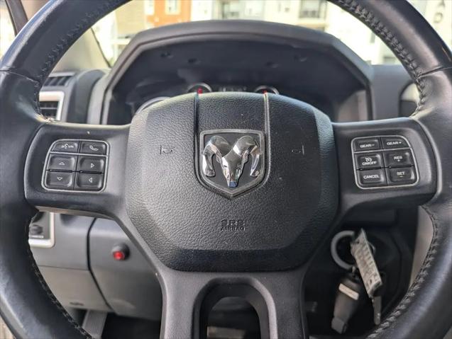 2017 Ram 1500 Big Horn Crew Cab 4x4 6'4" Box