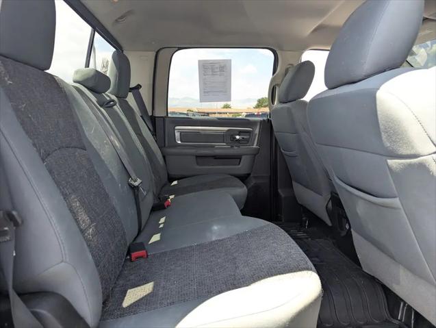 2017 Ram 1500 Big Horn Crew Cab 4x4 6'4" Box