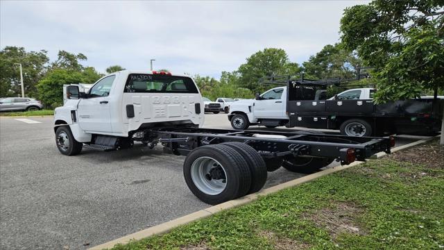2024 Chevrolet Silverado 6500HD 1WT