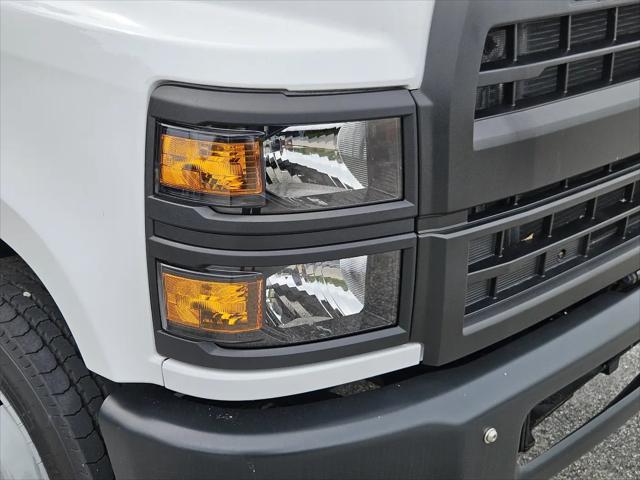 2024 Chevrolet Silverado 6500HD 1WT