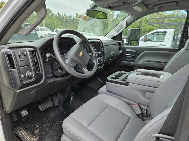 2024 Chevrolet Silverado 6500HD 1WT