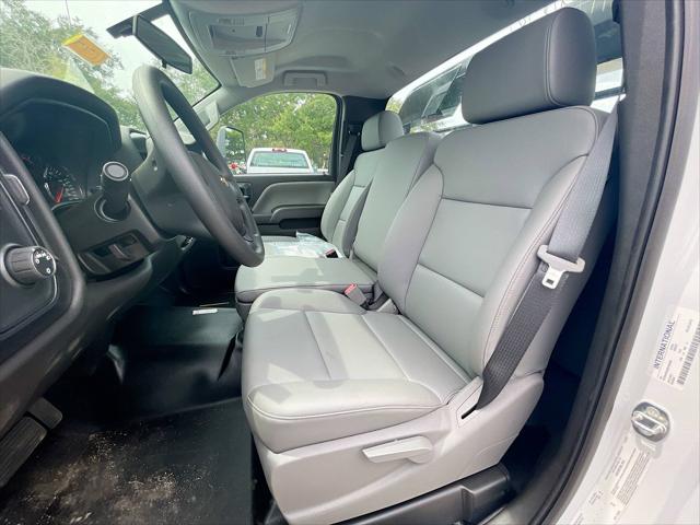 2024 Chevrolet Silverado 6500HD 1WT