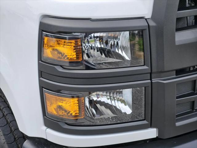 2024 Chevrolet Silverado 6500HD 1WT