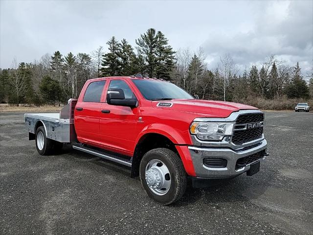 2024 RAM Ram 5500 Chassis Cab RAM 5500 TRADESMAN CHASSIS CREW CAB 4X4 60 CA 2024 RAM Ram 5500 Chassis Cab RAM 5500 TRADESMAN CHASSIS CREW CAB 4X4 60 CA