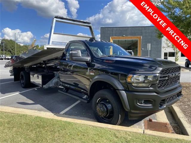 2024 RAM Ram 5500 Chassis Cab RAM 5500 TRADESMAN CHASSIS REGULAR CAB 4X2 120 CA
