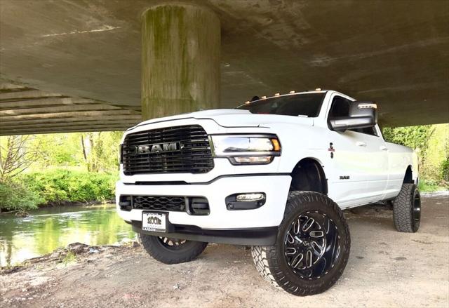 2024 RAM Ram 3500 RAM 3500 LARAMIE CREW CAB 4X4 8 BOX 2024 RAM Ram 3500 RAM 3500 LARAMIE CREW CAB 4X4 8 BOX