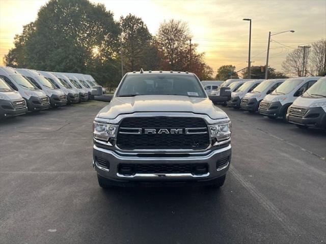 2024 RAM Ram 3500 RAM 3500 TRADESMAN CREW CAB 4X4 8 BOX