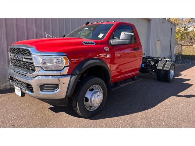 2024 RAM Ram 5500 Chassis Cab RAM 5500 TRADESMAN CHASSIS REGULAR CAB 4X4 84 CA