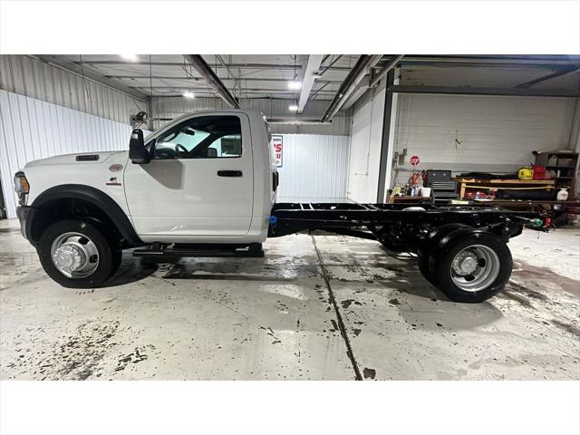 2024 RAM Ram 5500 Chassis Cab RAM 5500 TRADESMAN CHASSIS REGULAR CAB 4X4 120 CA