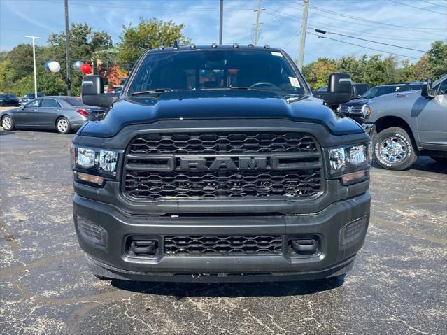 2024 RAM Ram 3500 RAM 3500 TRADESMAN CREW CAB 4X4 8 BOX