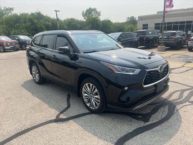 2023 Toyota Highlander Platinum