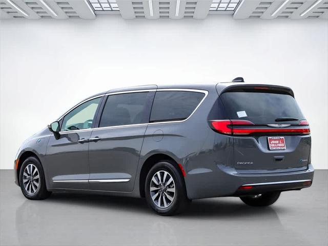 2023 Chrysler Pacifica Hybrid PACIFICA PLUG-IN HYBRID LIMITED