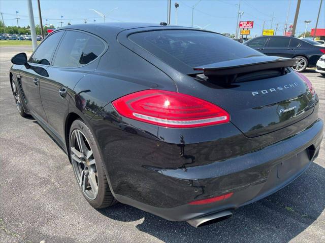 2015 Porsche Panamera 2