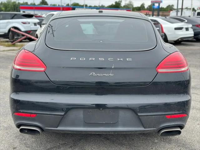 2015 Porsche Panamera 2