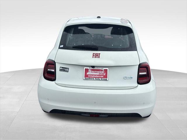 2024 Fiat FIAT 500e 500e INSPI(RED)