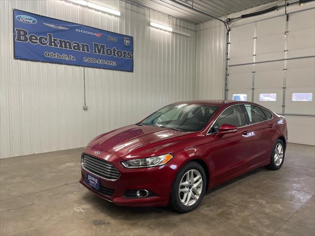 2016 Ford Fusion SE 2016 Ford Fusion SE
