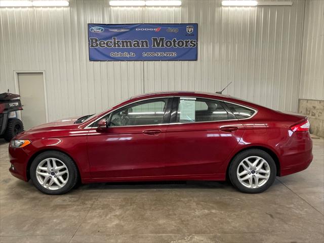2016 Ford Fusion SE 2016 Ford Fusion SE