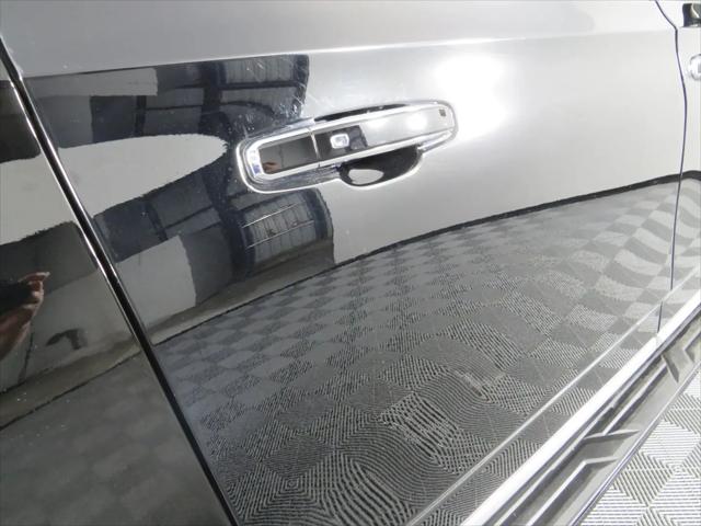 2022 GMC Yukon XL 4WD Denali