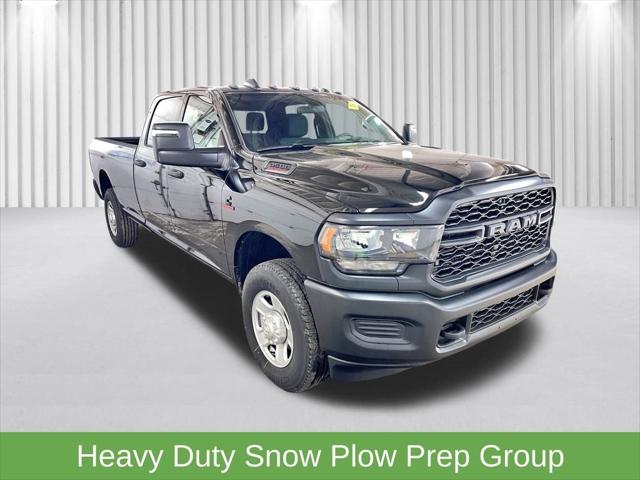 2024 RAM Ram 3500 RAM 3500 TRADESMAN CREW CAB 4X4 8 BOX