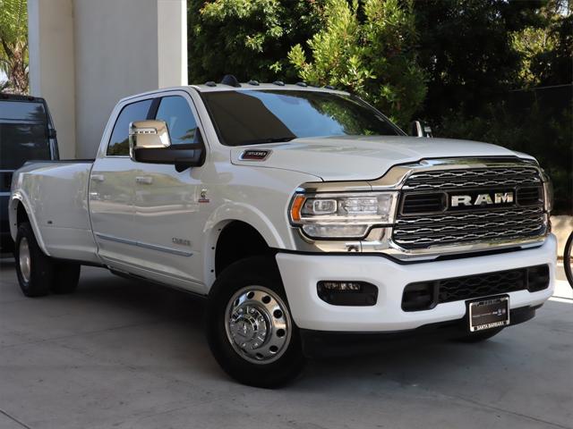 2024 RAM Ram 3500 RAM 3500 LIMITED CREW CAB 4X4 8 BOX