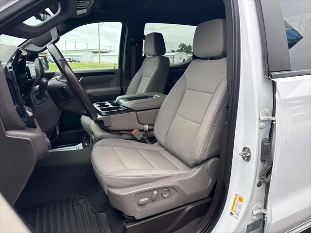 2022 Chevrolet Silverado 1500 4WD Crew Cab Standard Bed LT