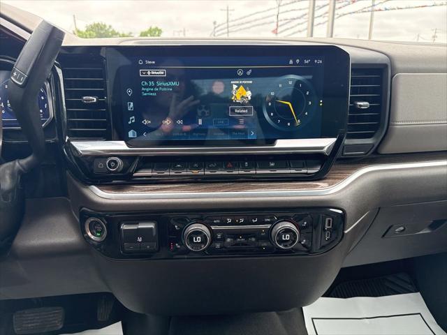 2022 Chevrolet Silverado 1500 4WD Crew Cab Standard Bed LT