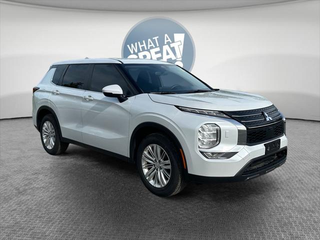 2022 Mitsubishi Outlander ES 2.5 S-AWC for sale in Pittsburgh, PA