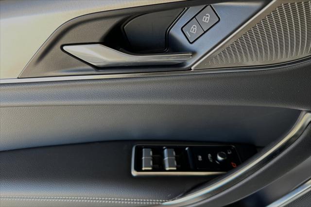 2024 Jaguar XF R-Dynamic SE P250 RWD Automatic