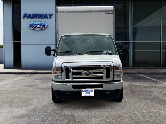 2025 Ford E-350 Cutaway Base