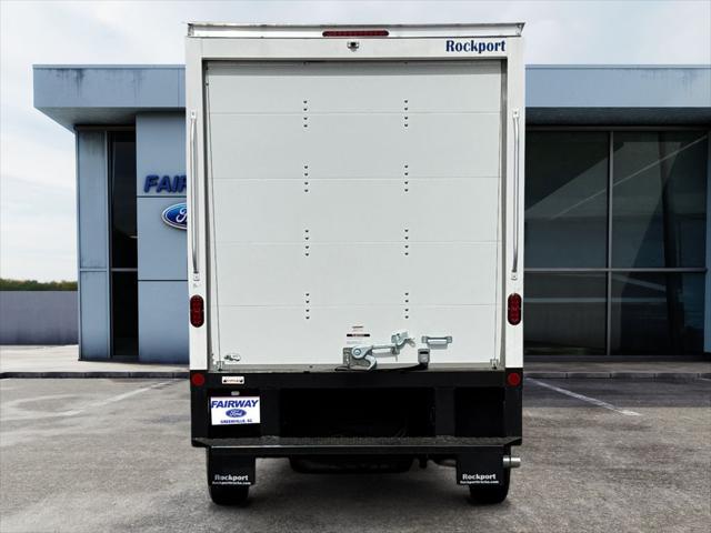 2025 Ford E-350 Cutaway Base