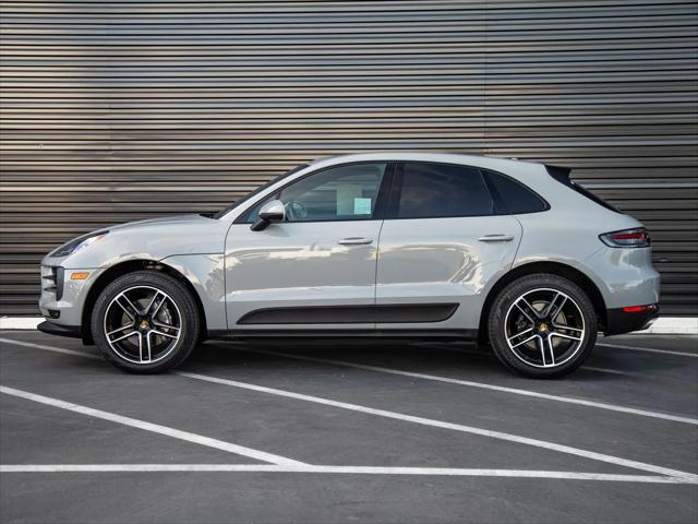2021 Porsche Macan Standard