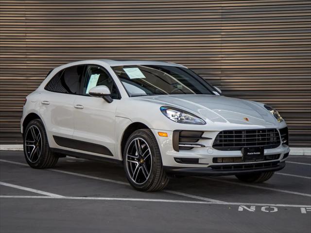 2021 Porsche Macan Standard
