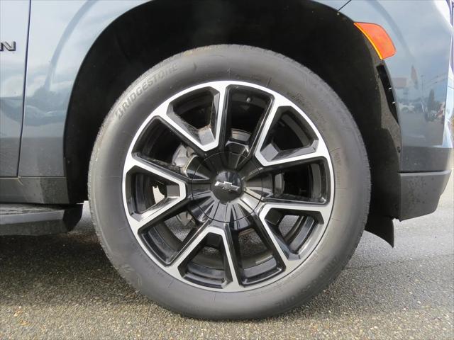 2021 Chevrolet Suburban 4WD RST