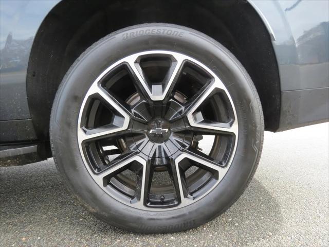 2021 Chevrolet Suburban 4WD RST