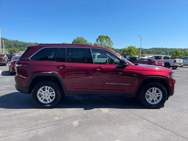 2024 Jeep Grand Cherokee GRAND CHEROKEE LAREDO 4X4