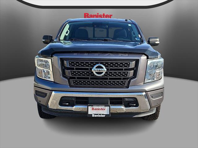 2020 Nissan TITAN Crew Cab SV 4x4 2020 Nissan TITAN Crew Cab SV 4x4