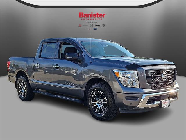 2020 Nissan TITAN Crew Cab SV 4x4 2020 Nissan TITAN Crew Cab SV 4x4