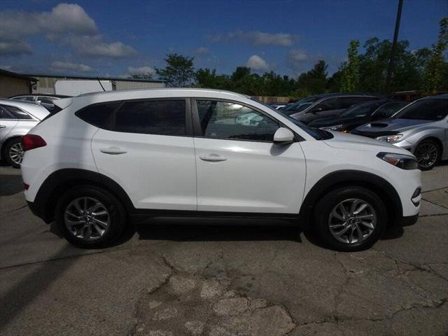 2016 Hyundai Tucson SE