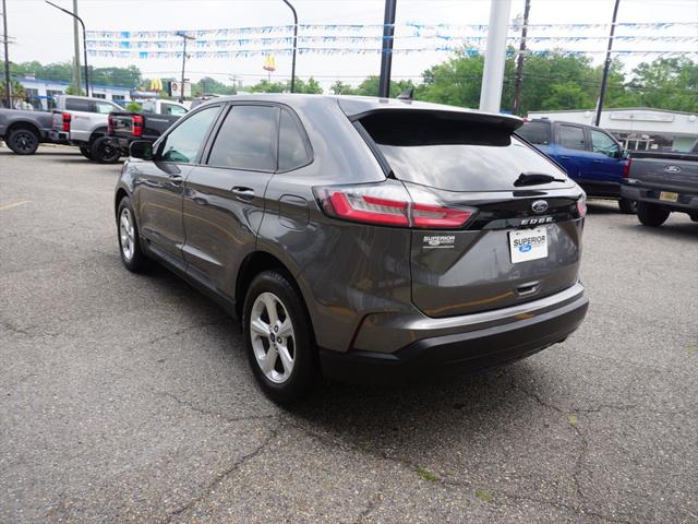 2021 Ford Edge SE