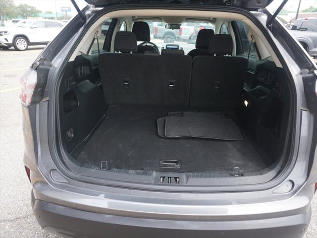 2021 Ford Edge SE