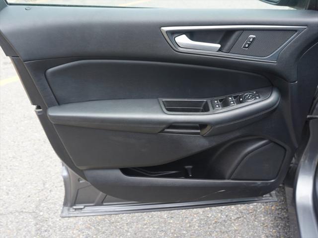2021 Ford Edge SE