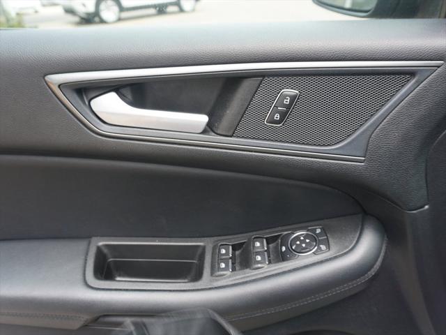 2021 Ford Edge SE