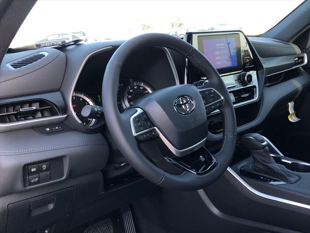2024 Toyota Highlander XSE