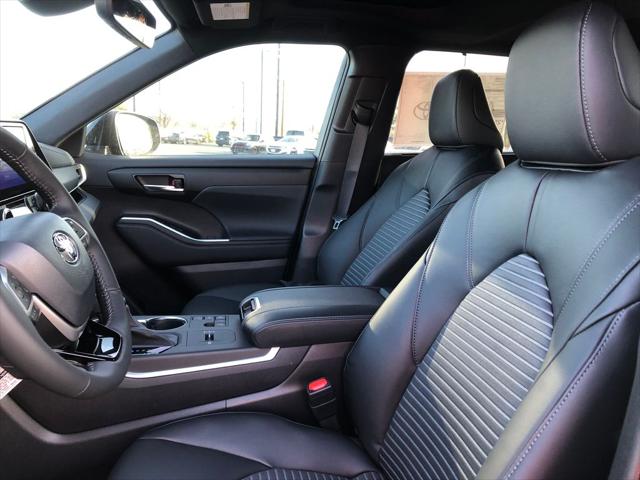 2024 Toyota Highlander XSE