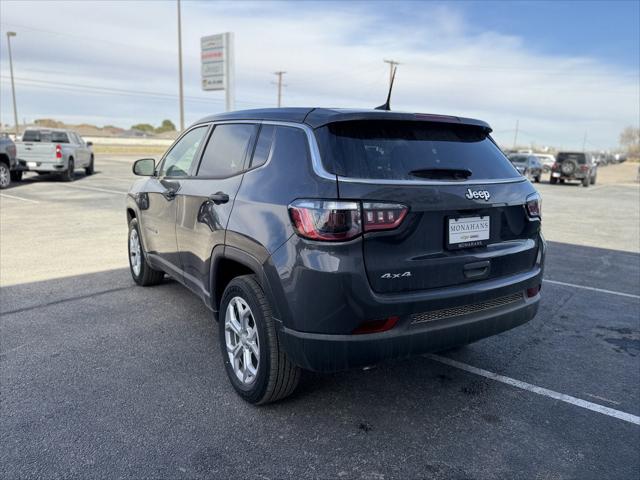 2024 Jeep Compass COMPASS SPORT 4X4