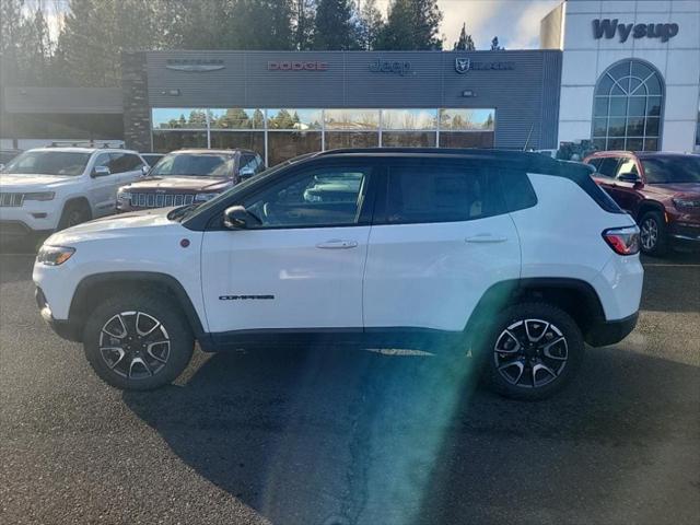 2024 Jeep Compass COMPASS TRAILHAWK 4X4