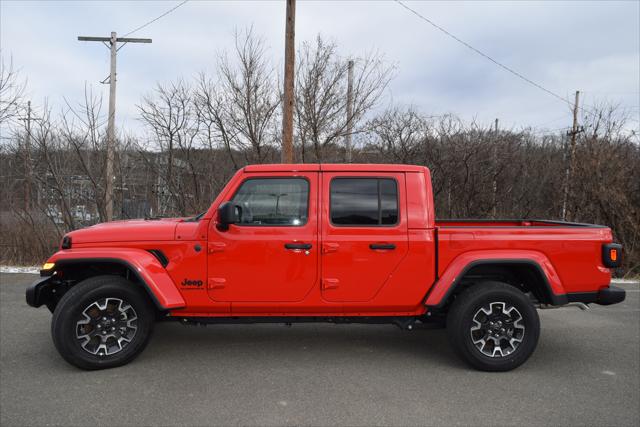 2024 Jeep Gladiator GLADIATOR SPORT S 4X4