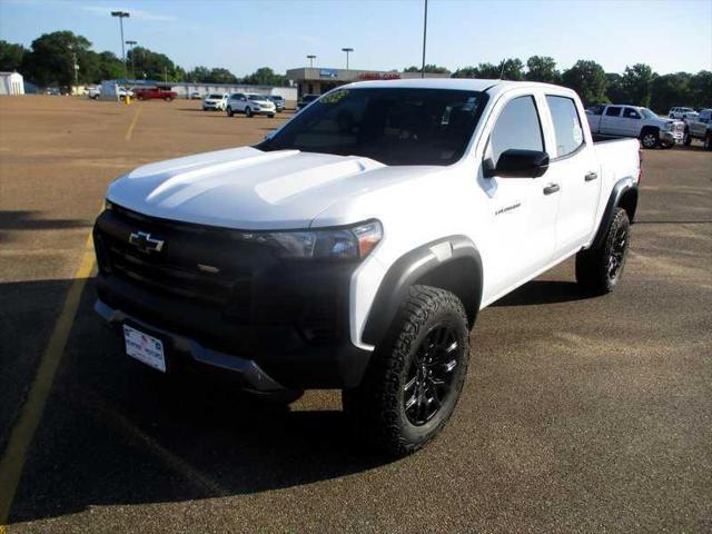 2023 Chevrolet Colorado 4WD Crew Cab Short Box Trail Boss