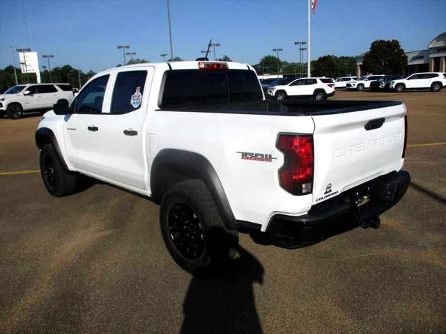 2023 Chevrolet Colorado 4WD Crew Cab Short Box Trail Boss