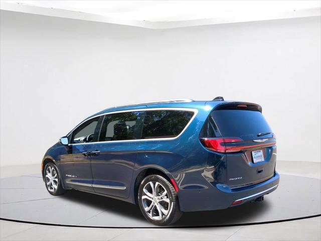 2024 Chrysler Pacifica PACIFICA PINNACLE